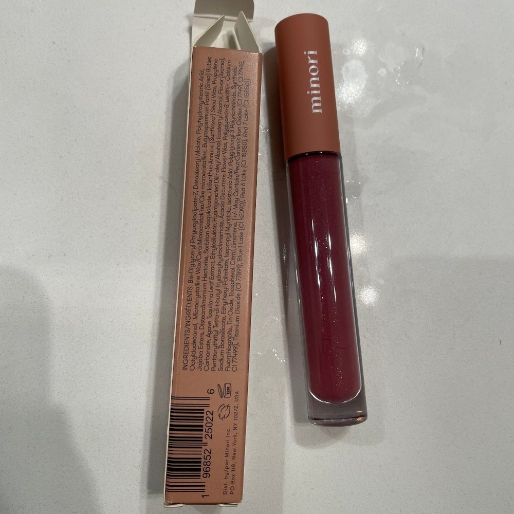 Minori Beauty Lip Gloss in Juneberry
